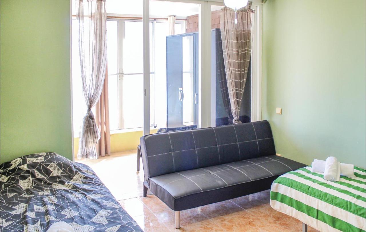2 Bedroom Pet Friendly Apartment In Alicante Exterior photo